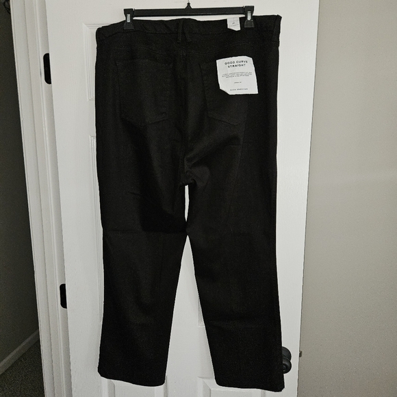 Good American Good Curve Straight Black Denim: 20 Plus 28" Inseam - Picture 5 of 13